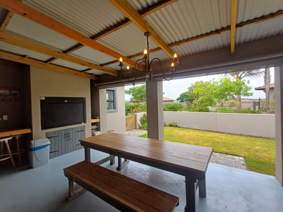 To Let 4 Bedroom Property for Rent in The Hill Western Cape